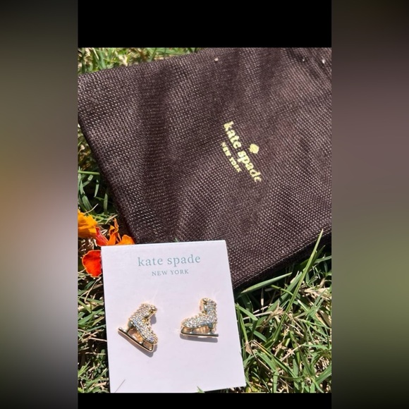 New Kate Spade Snow Day Ice Skate Stud Earrings - Picture 10 of 11